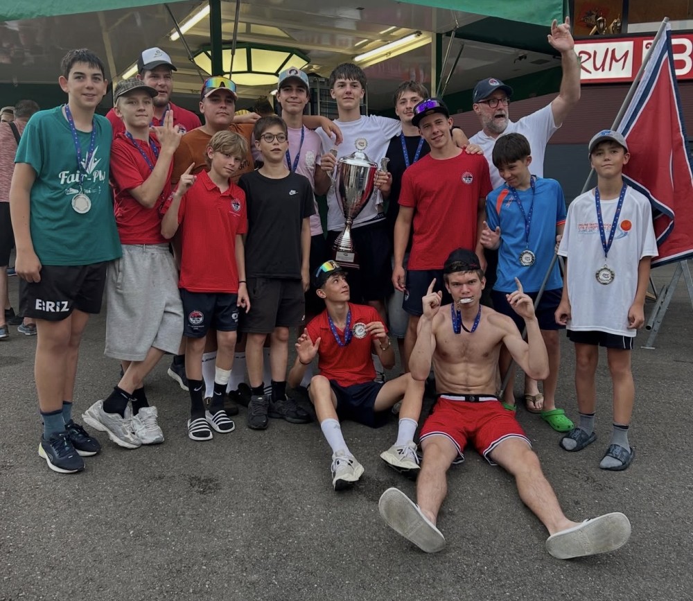 Coupe d’Europe U16 : le IHC La Broye décroche une magnifique médaille d’argent à Rossemaison